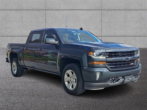Used 2017 Chevrolet Silverado 1500 LT w/ All Star Edition image 3