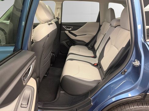Used 2023 Subaru Forester Premium AWD/4WD image 13