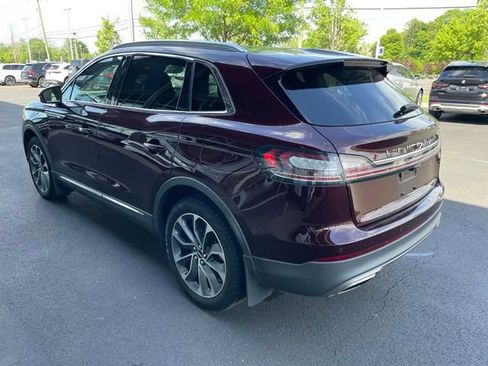 Used 2022 Lincoln Nautilus Reserve w/ Luxury Package AWD/4WD image 5