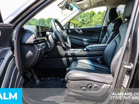 Used 2025 Genesis GV80 2.5T Standard AWD/4WD image 18