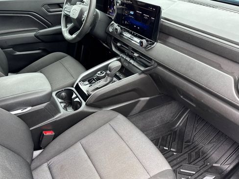 Used 2023 Chevrolet Colorado Trail Boss w/ Technology Package image 19