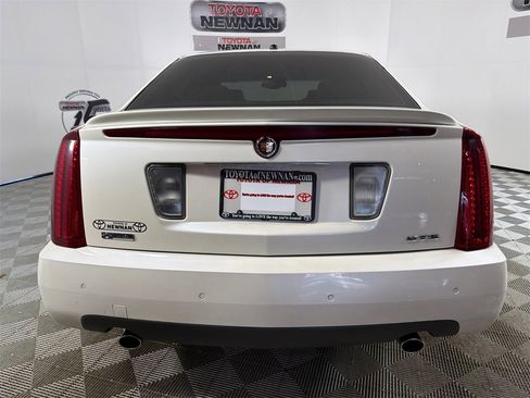 Used 2006 Cadillac STS V8 w/ Preferred Equipment Group image 5