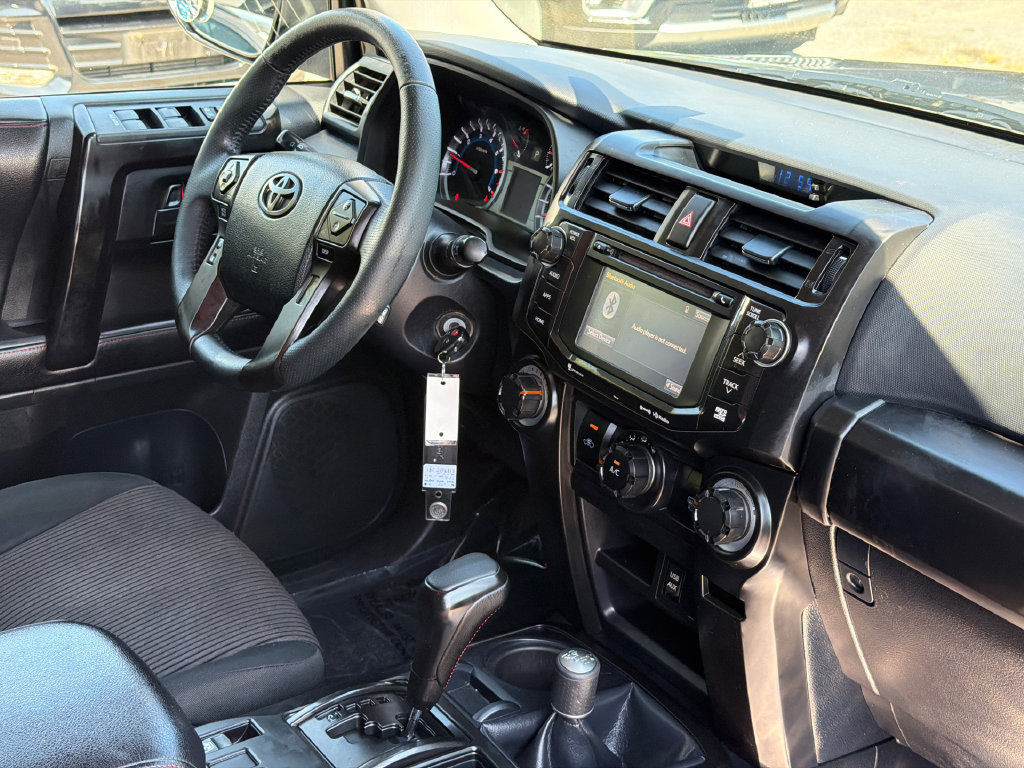Used 2016 Toyota 4Runner Trail AWD/4WD image 9