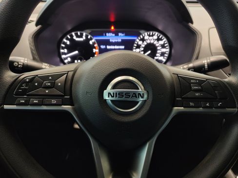 Used 2022 Nissan Altima 2.5 SV FWD image 19