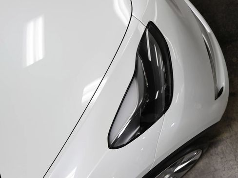 Used 2024 Tesla Model Y Long Range AWD/4WD image 13