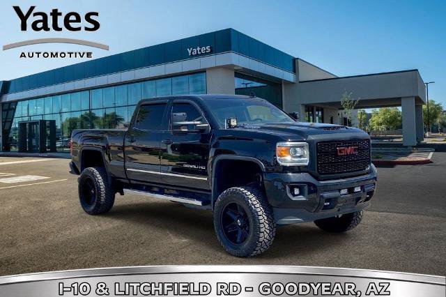 Used 2018 GMC Sierra 2500 Denali w/ Duramax Plus Package AWD/4WD image 1