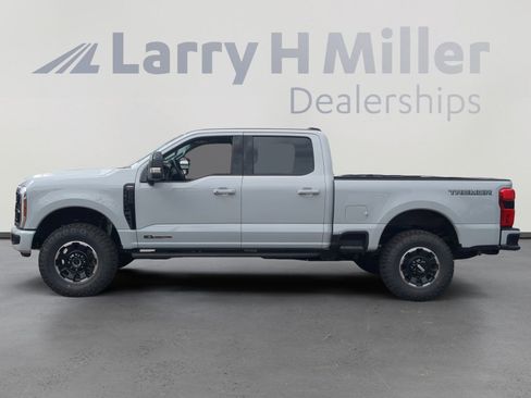 New 2026 Ford F250 Lariat image 2