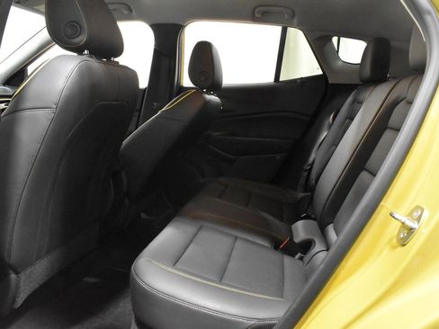 Used 2024 Chevrolet Trax ACTIV w/ Driver Confidence Package FWD image 4