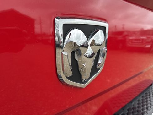 Used 2015 RAM 1500 Big Horn w/ Remote Start & Security Group image 40