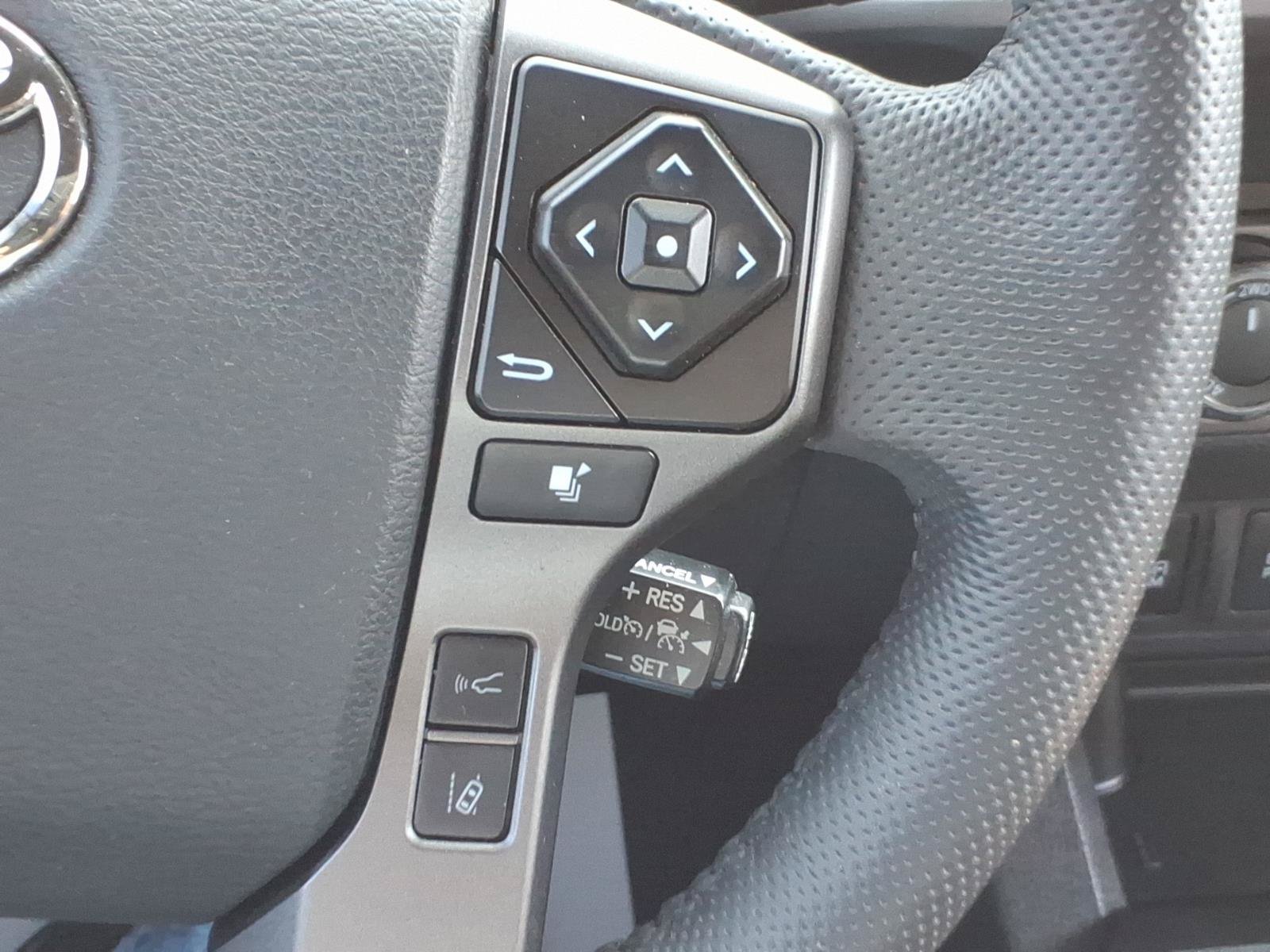 Used 2023 Toyota Tacoma TRD Off-Road w/ Advanced Technology Package AWD/4WD image 21