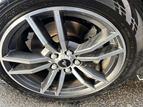 Used 2017 Ford Mustang EcoBoost image 9