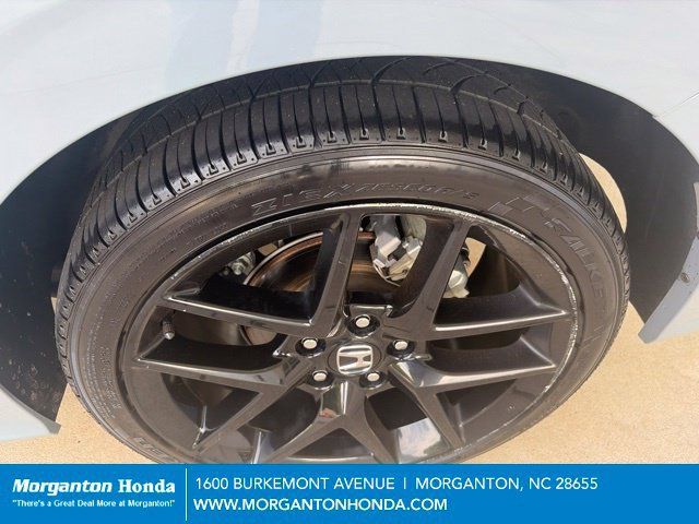 Used 2022 Honda Civic Sport image 9
