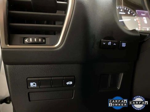 Used 2018 Lexus NX 300 FWD image 32