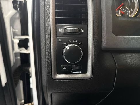 Used 2019 RAM 1500 Tradesman w/ Popular Equipment Group AWD/4WD image 10