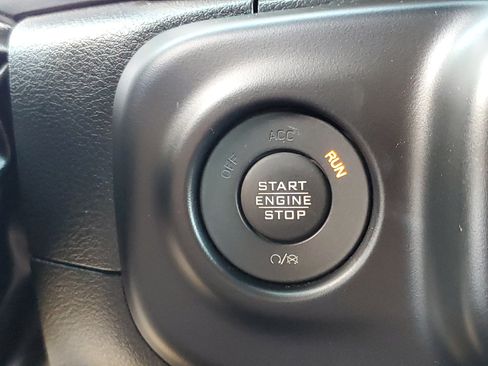 Used 2023 Jeep Wrangler Unlimited Sport AWD/4WD image 12