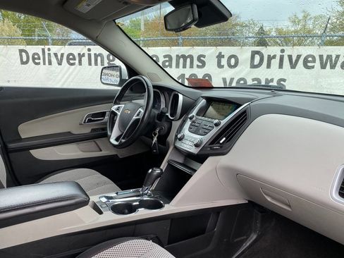 Used 2016 Chevrolet Equinox LT w/ Convenience Package FWD image 18