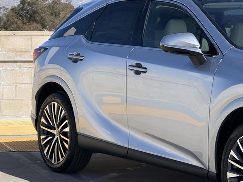 New 2026 Lexus RX 350 image 5