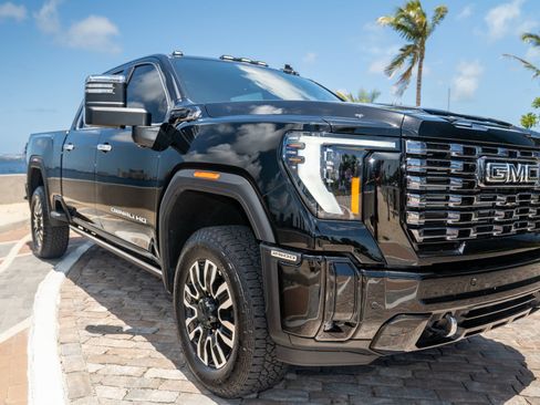 Used 2026 GMC Sierra 2500 Denali Ultimate AWD/4WD image 19