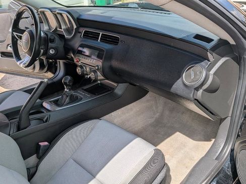 Used 2010 Chevrolet Camaro LT RWD image 13