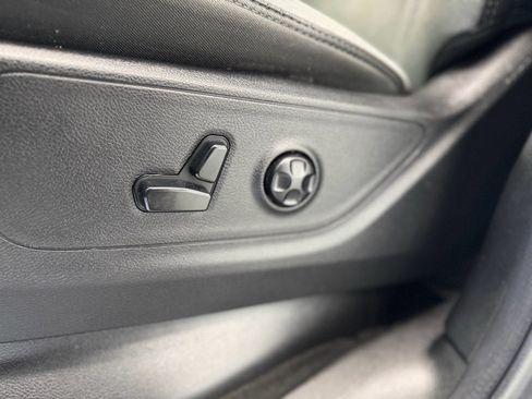 Used 2020 RAM 1500 Big Horn image 16