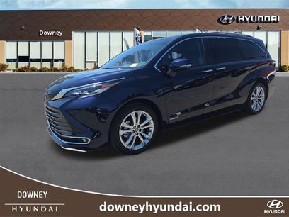 Used 2021 Toyota Sienna Platinum