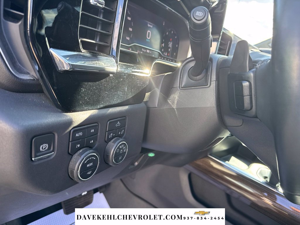 Used 2024 Chevrolet Silverado 1500 LT Trail Boss w/ Convenience Package II AWD/4WD image 13