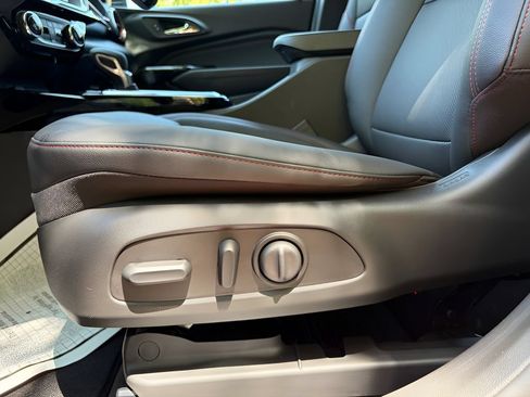 New 2026 Chevrolet Trax RS w/ Driver Confidence Package FWD image 17