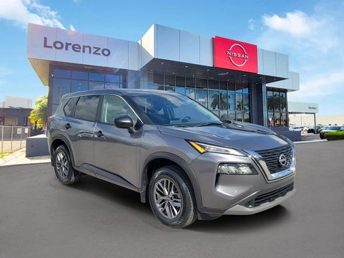 Used 2023 Nissan Rogue S AWD/4WD image 3