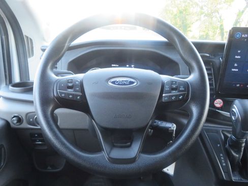 Used 2024 Ford Transit 350 XLT image 36