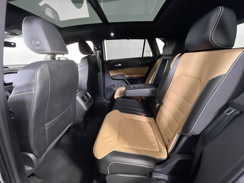 Used 2022 Volkswagen Atlas Cross Sport SEL Premium R-Line image 26