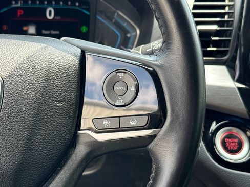 Used 2022 Honda Odyssey Touring image 17