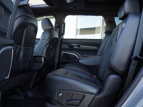Used 2024 Kia Telluride SX Prestige X-Pro AWD/4WD image 28