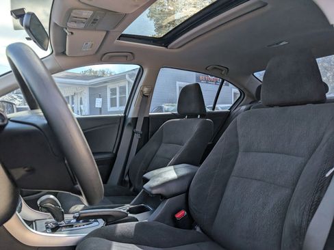 Used 2014 Honda Accord EX image 19