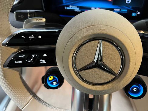 Certified 2024 Mercedes-Benz AMG GT 43 image 27