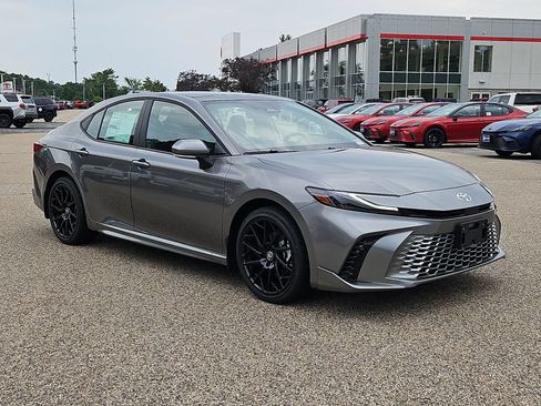 New 2026 Toyota Camry XSE AWD/4WD image 3