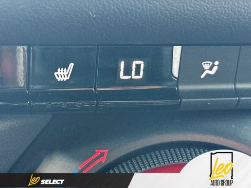Used 2024 Chevrolet Blazer RS FWD image 24