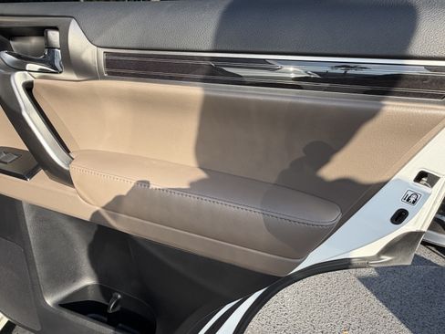 Certified 2023 Lexus GX 460 Luxury w/ Accessory Package AWD/4WD image 76