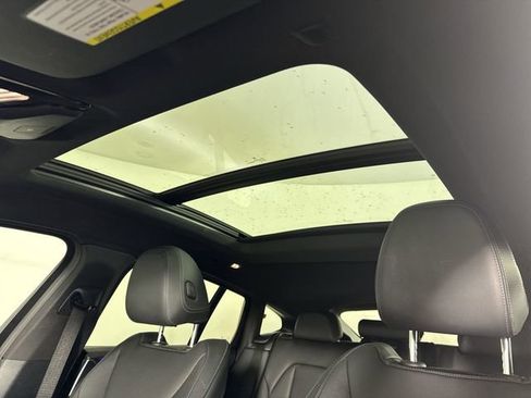 Used 2024 BMW X4 xDrive30i w/ Parking Assistance Package image 18