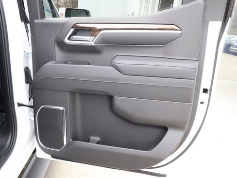 New 2026 GMC Sierra 1500 Elevation w/ Elevation Premium Package AWD/4WD image 40
