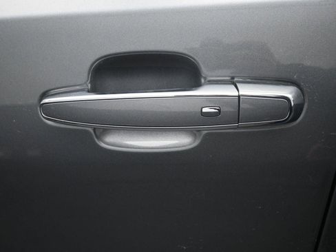 Used 2021 GMC Acadia Denali w/ Denali Ultimate Package image 22