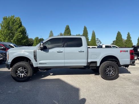 Used 2025 Ford F350 Lariat w/ Lariat Ultimate Package image 8