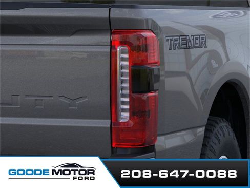 New 2025 Ford F350 Lariat w/ Lariat Ultimate Package image 21