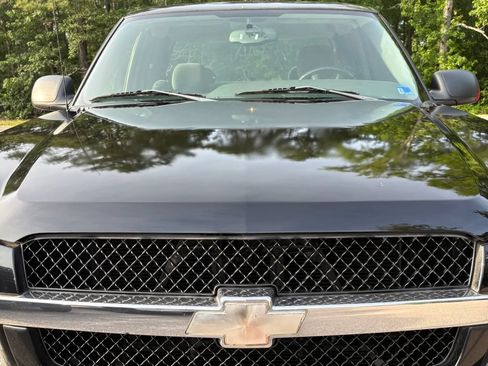 Used 2004 Chevrolet Silverado 1500 LS w/ Light Duty Power Package AWD/4WD image 43
