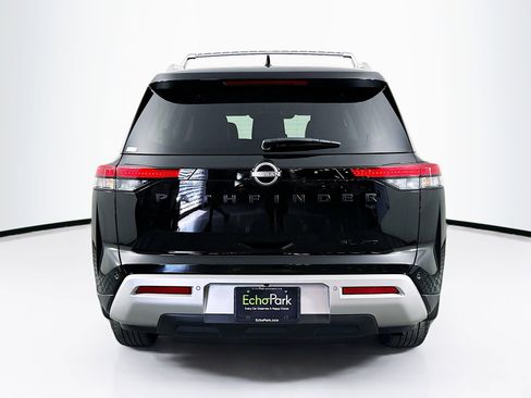 Used 2023 Nissan Pathfinder SL w/ Black Appearance Package AWD/4WD image 7