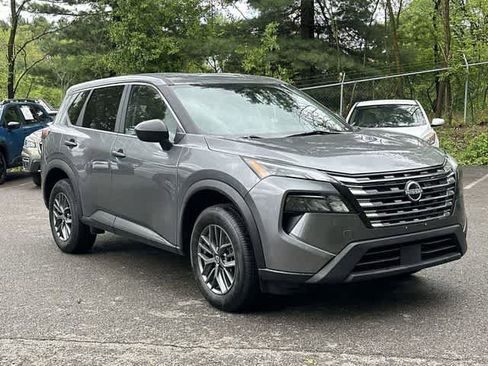 Used 2024 Nissan Rogue S AWD/4WD image 25