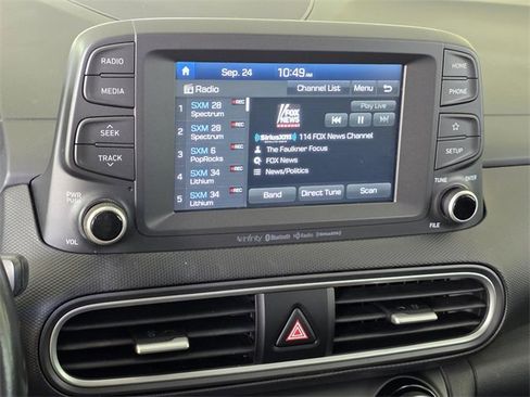 Used 2019 Hyundai Kona Limited image 17