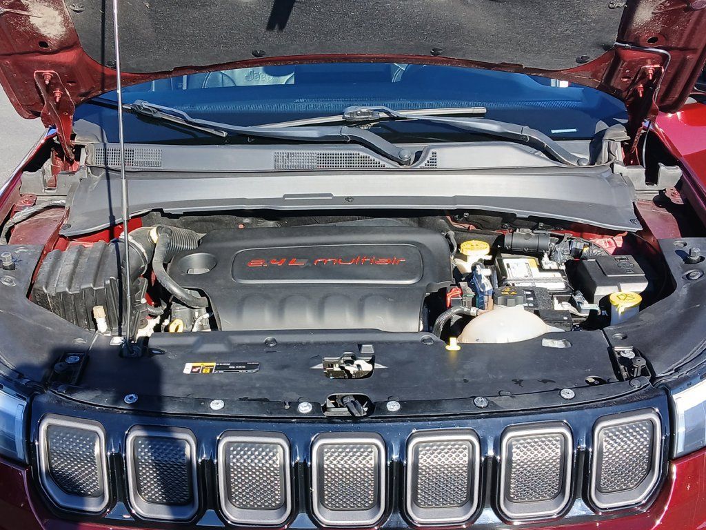 Used 2022 Jeep Compass High Altitude AWD/4WD image 23