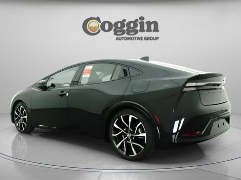 New 2026 Toyota Prius Plug-In Hybrid image 10