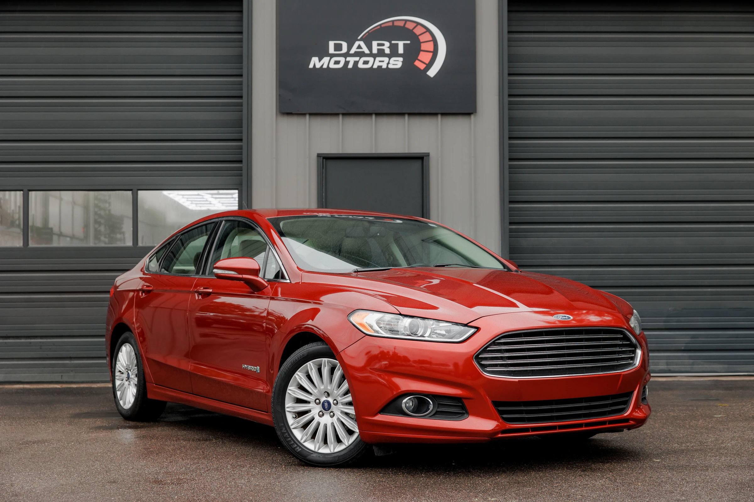 Used 2015 Ford Fusion SE w/ Equipment Group 502A FWD image 3
