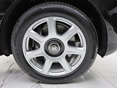 Used 2019 Rolls-Royce Cullinan AWD/4WD image 53